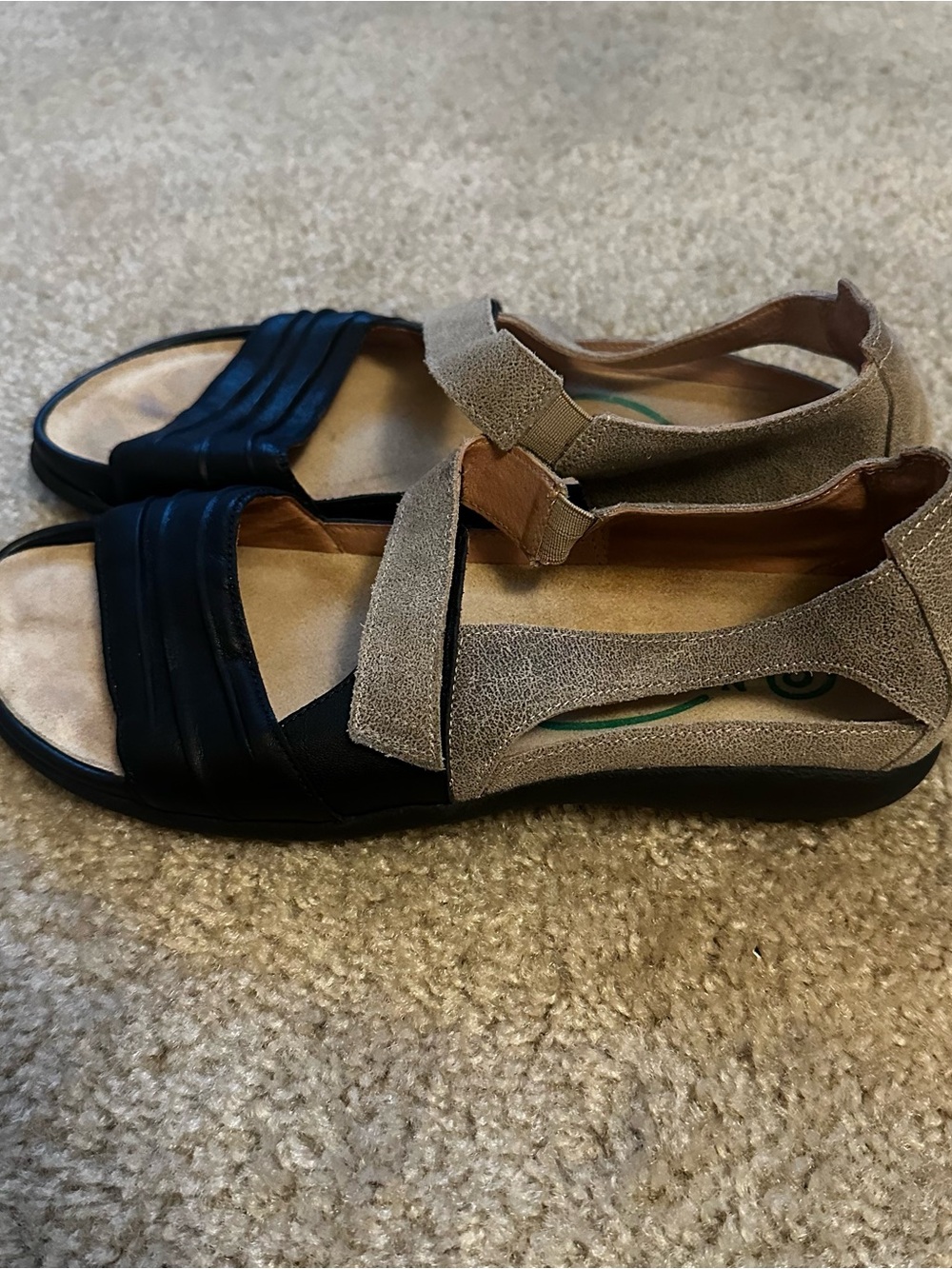 Naot Papaki 11125-NNM Sandal Women's 9-9.5 40 Speckled Beige Soft Black Leather - Picture 4 of 8
